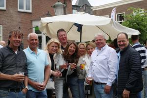 Jubilerende Weijenborg presenteert 'Hemels Hollands' met bekende live artiesten