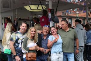 Jubilerende Weijenborg presenteert 'Hemels Hollands' met bekende live artiesten