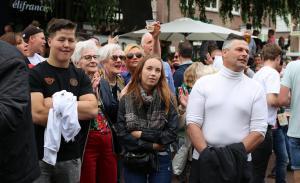 Jubilerende Weijenborg presenteert 'Hemels Hollands' met bekende live artiesten