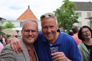 Jubilerende Weijenborg presenteert 'Hemels Hollands' met bekende live artiesten