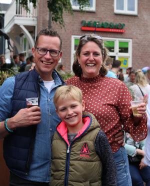 Jubilerende Weijenborg presenteert 'Hemels Hollands' met bekende live artiesten