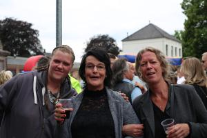 Jubilerende Weijenborg presenteert 'Hemels Hollands' met bekende live artiesten