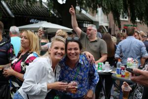 Jubilerende Weijenborg presenteert 'Hemels Hollands' met bekende live artiesten