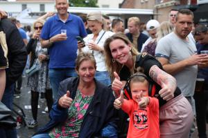 Jubilerende Weijenborg presenteert 'Hemels Hollands' met bekende live artiesten