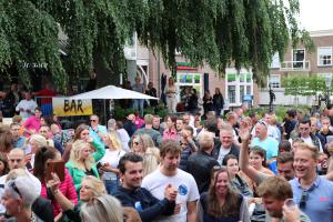 Jubilerende Weijenborg presenteert 'Hemels Hollands' met bekende live artiesten