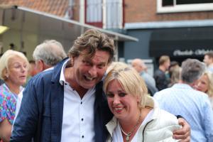 Jubilerende Weijenborg presenteert 'Hemels Hollands' met bekende live artiesten