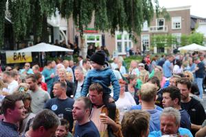 Jubilerende Weijenborg presenteert 'Hemels Hollands' met bekende live artiesten