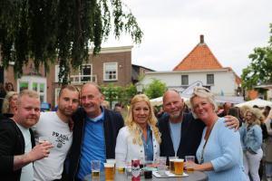 Jubilerende Weijenborg presenteert 'Hemels Hollands' met bekende live artiesten