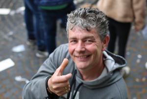 Jubilerende Weijenborg presenteert 'Hemels Hollands' met bekende live artiesten