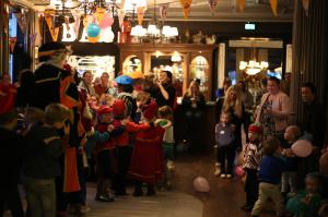 Sinterklaasfeest De Zwaan Delden