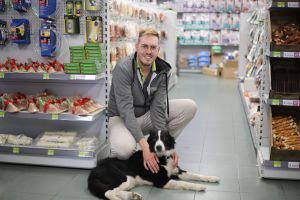 Hondeneigenaren opgelet! Nieuw huismerk hondenbrokken bij Pets&Co