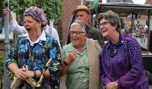 Straatfestival en Kleurrijk in de Hof