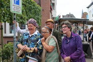 Straatfestival en Kleurrijk in de Hof