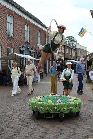 Straatfestival en Kleurrijk in de Hof