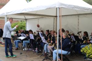 Straatfestival en Kleurrijk in de Hof