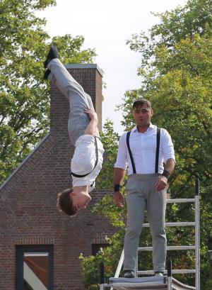 Straatfestival en Kleurrijk in de Hof