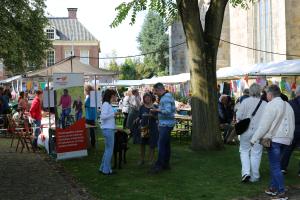 Straatfestival en Kleurrijk in de Hof
