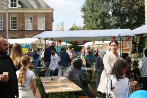 Straatfestival en Kleurrijk in de Hof