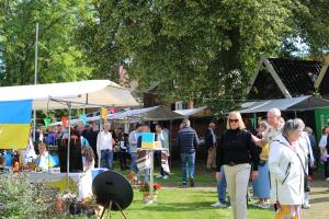 Straatfestival en Kleurrijk in de Hof