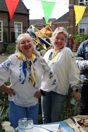 Straatfestival en Kleurrijk in de Hof