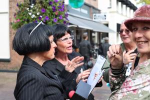 Straatfestival en Kleurrijk in de Hof
