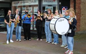 Straatfestival en Kleurrijk in de Hof