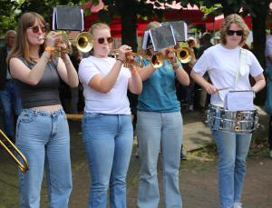 Straatfestival en Kleurrijk in de Hof