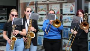 Straatfestival en Kleurrijk in de Hof