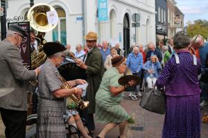 Straatfestival en Kleurrijk in de Hof