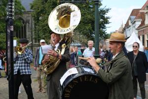 Straatfestival en Kleurrijk in de Hof