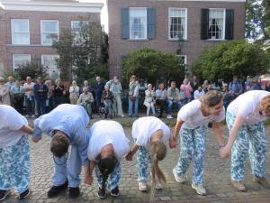 Straatfestival en Kleurrijk in de Hof